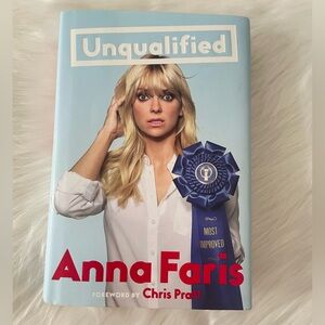 Unqualified by Anna Faris